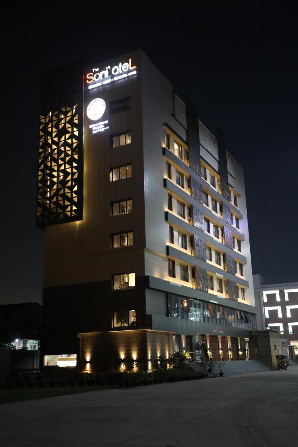 The Soni'Otel Hāora Екстериор снимка
